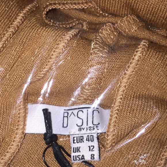 Basic By Yest Yessica Short Cardigan Sweater New Brown Size 8 - Picture 12 of 15